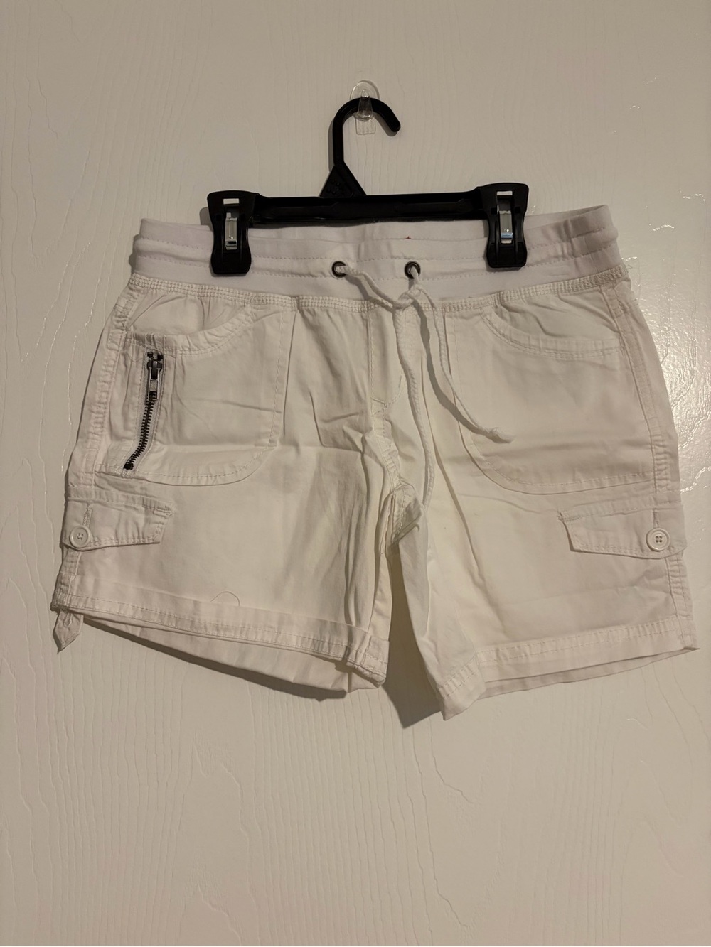 UNIONBAY White Women's Cargo Shorts